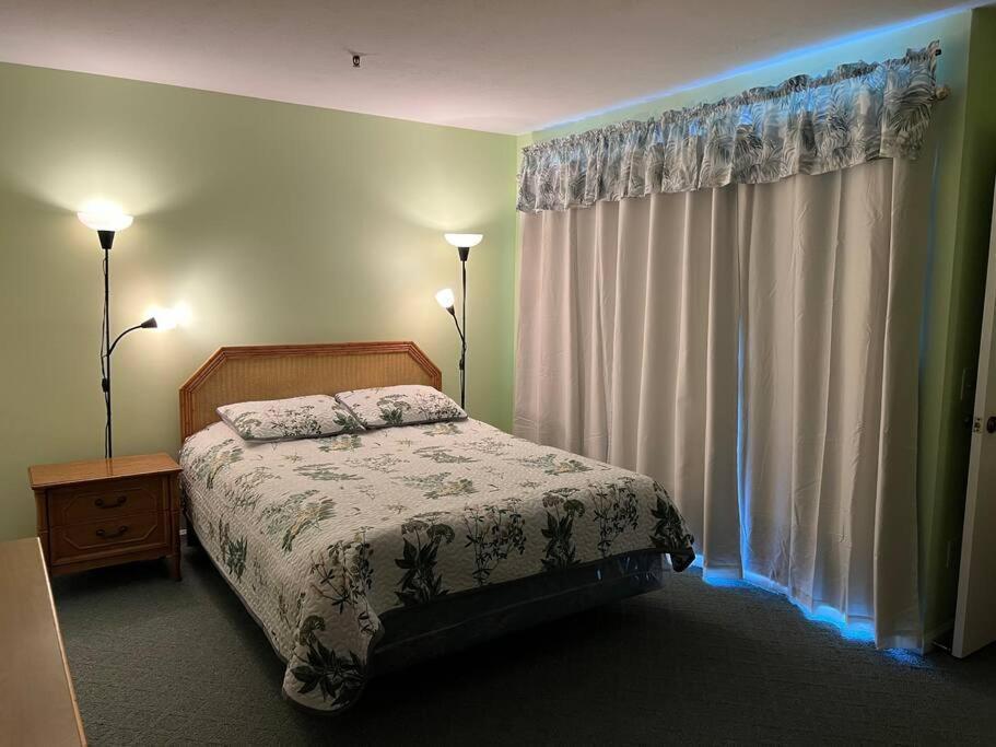 Lovely 2-Bedroom Condo With Pool Myrtle Beach Exteriör bild